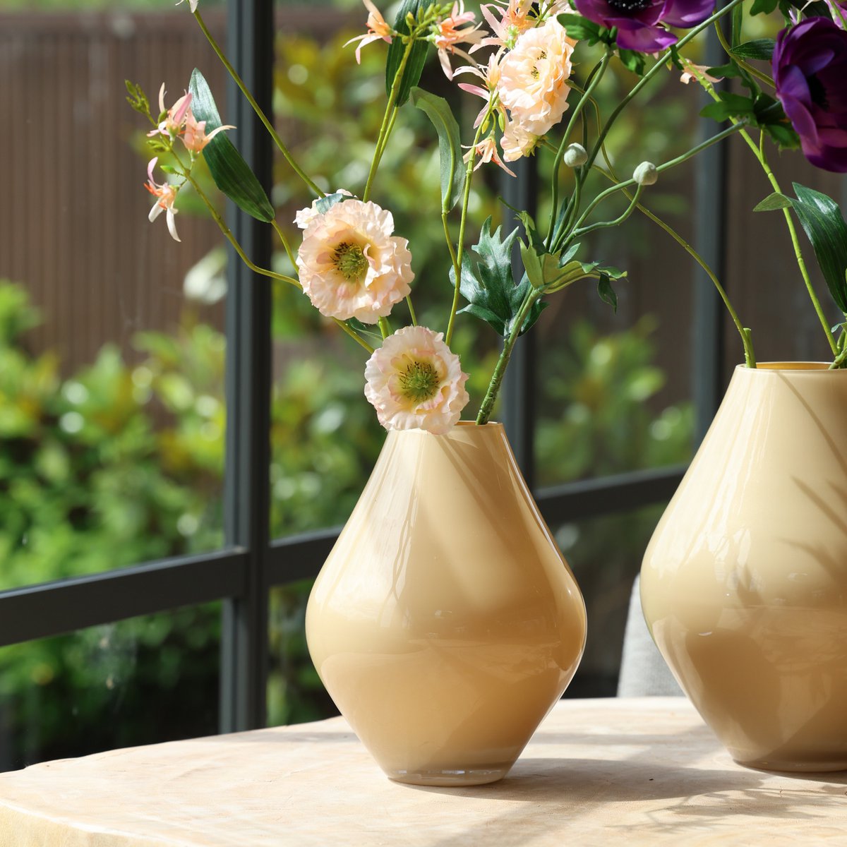 Vaas - Lesse metallic pastel sand – Vase The World (foto 2 van 7)