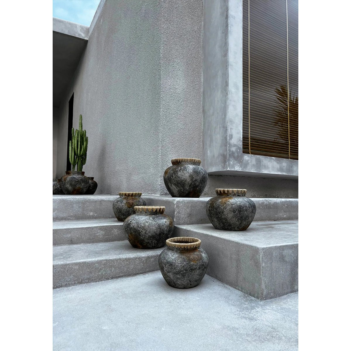 De Styly Vaas - Antiek Grijs - S – Bazar Bizar Living (foto 2 van 6)