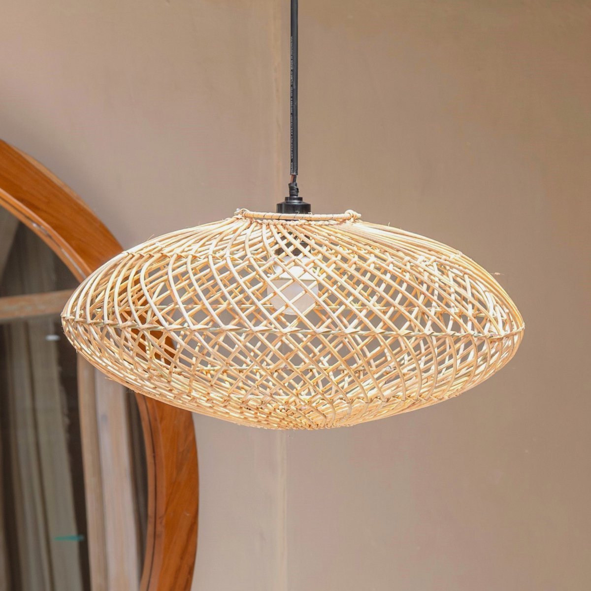 Rattan lampenkap-Boho hanglamp-Natuurlijke plafondlamp-schijfvormige lamp-plat handgeweven plafondlicht (Ø 40 cm) arana – Soeji