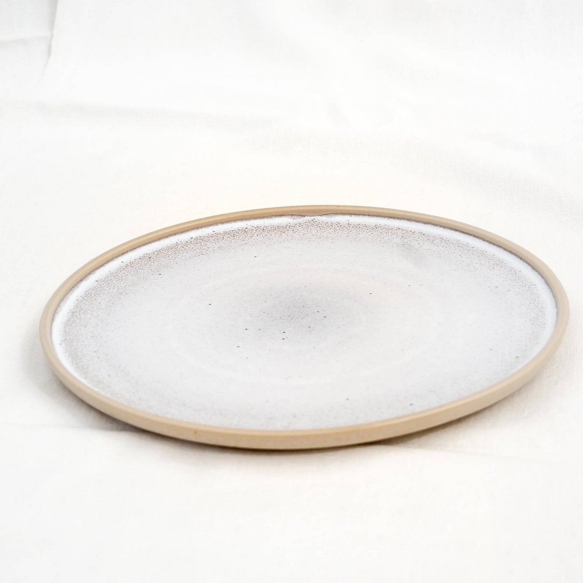 Bord Aalina Groot – EDDA Stoneware (foto 3 van 6)