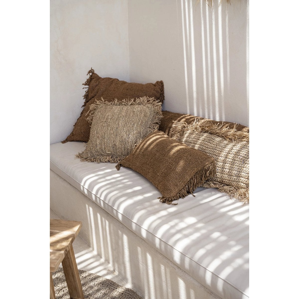 The Oh My Gee Kussenhoes - Bruin - 30x50 – Bazar Bizar Living (foto 4 van 7)