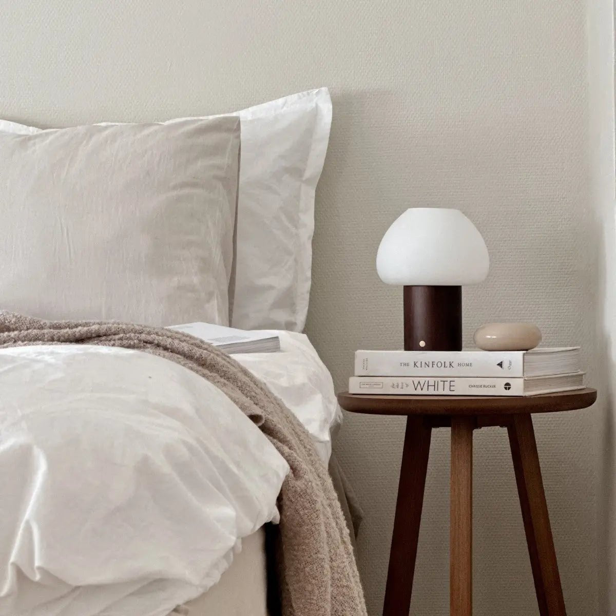 Fynn Donkerbruine Houten Oplaadbare Lamp – Tavellio - Amsterdam (foto 17 van 18)