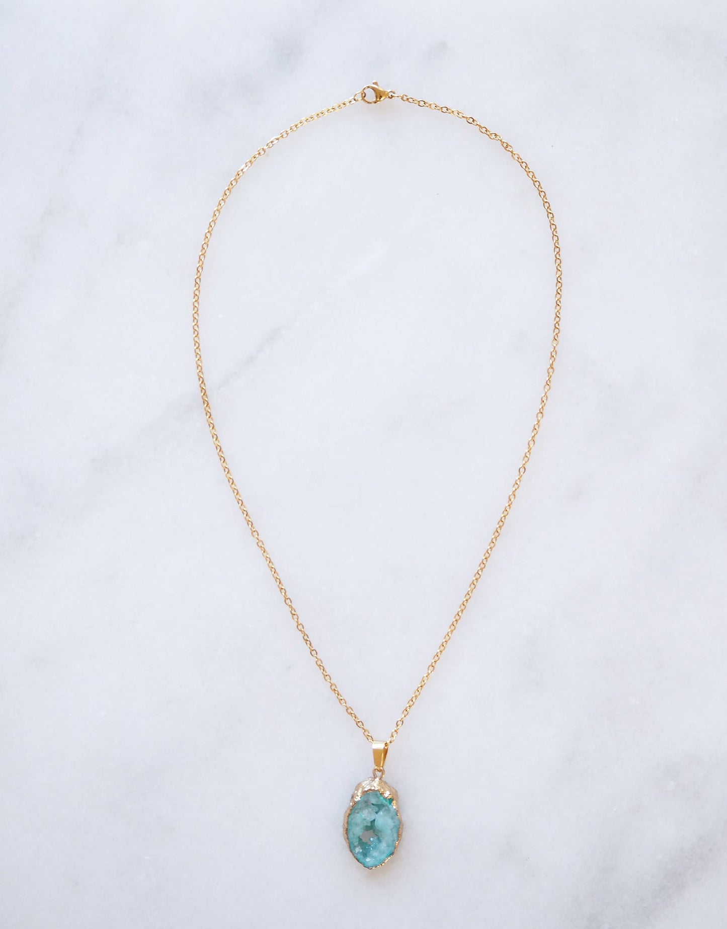 Turquoise Druzy Sprinkle Ketting (S) – fris & krachtig