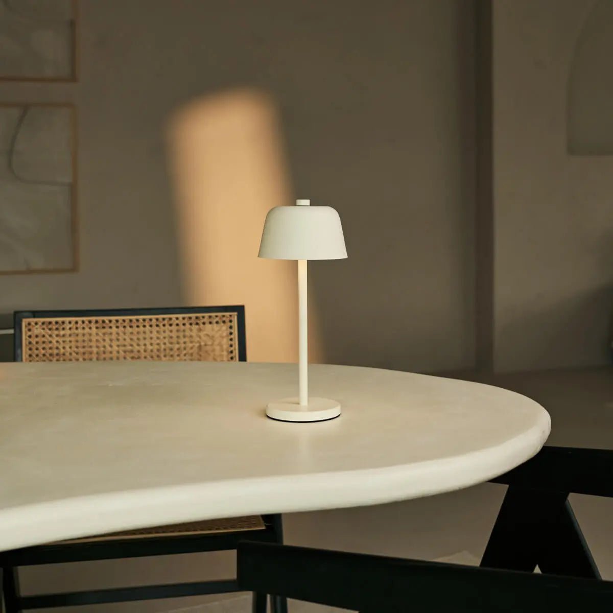 Anton Vanille Oplaadbare Tafellamp – Tavellio - Amsterdam (foto 14 van 19)