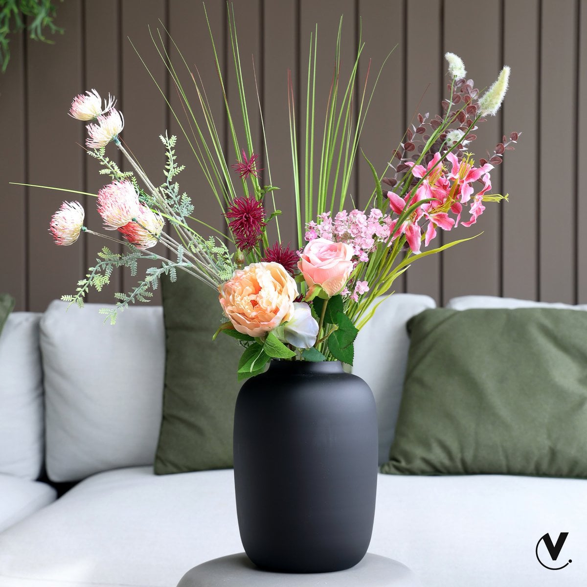 Vaas - Artic black