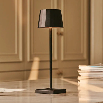 William Black oplaadbare tafellamp