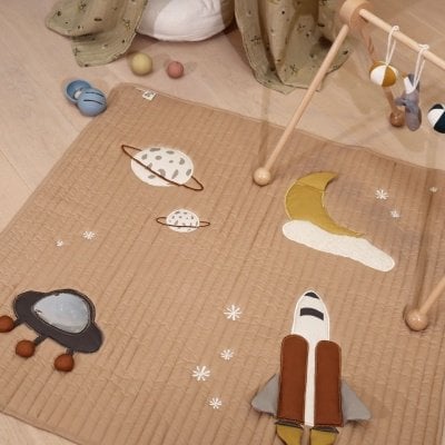 Emil Speelmat Space