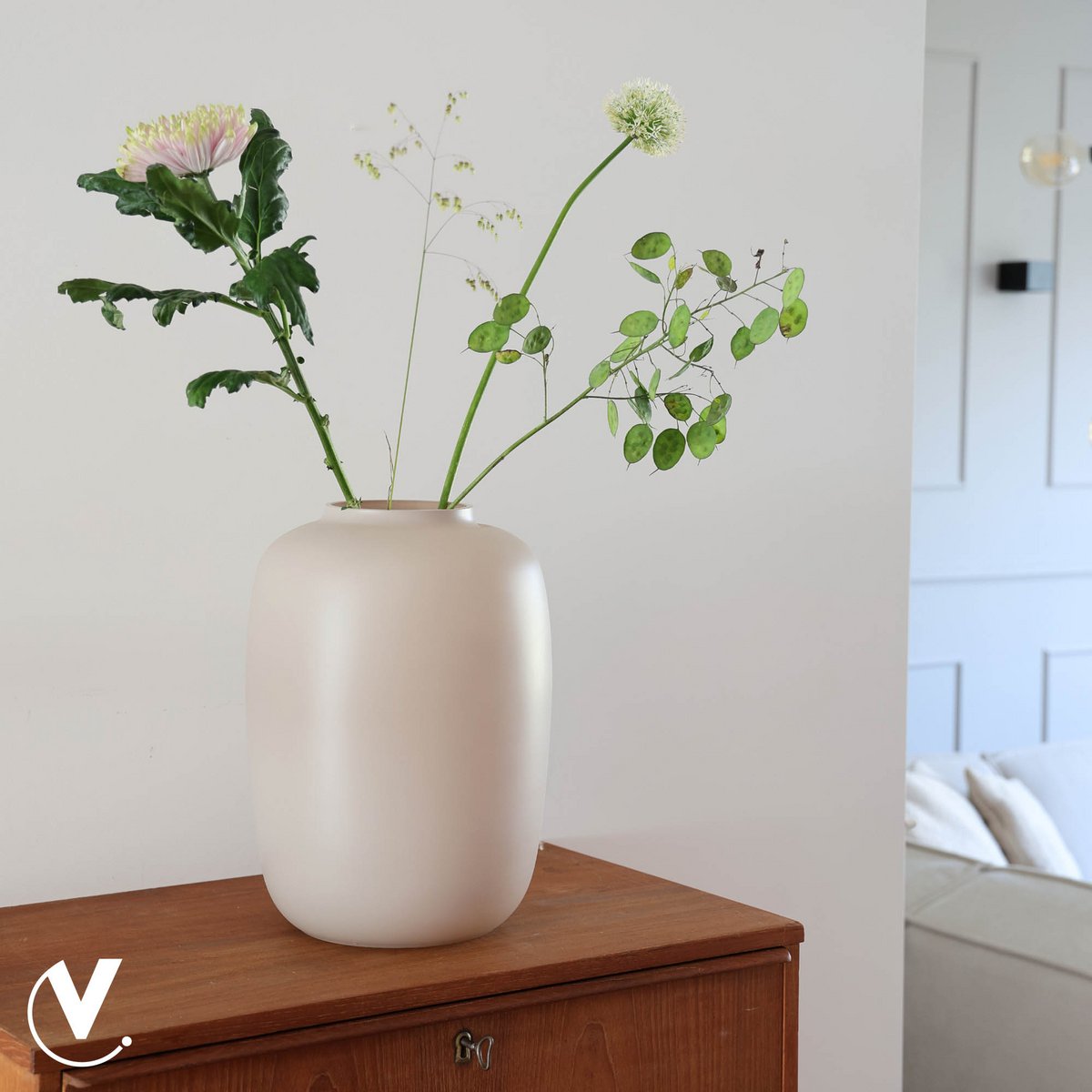 Vaas - Artic matte ivory – Vase The World (foto 2 van 5)