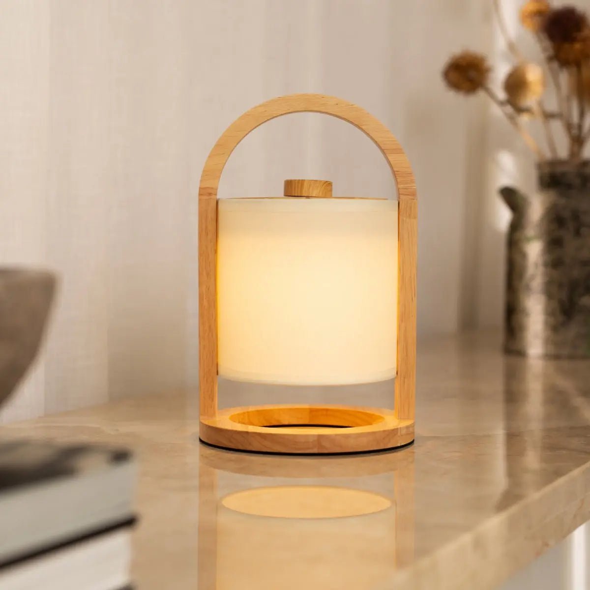 River lichtbruine houten oplaadbare lamp – Tavellio - Amsterdam (foto 2 van 10)