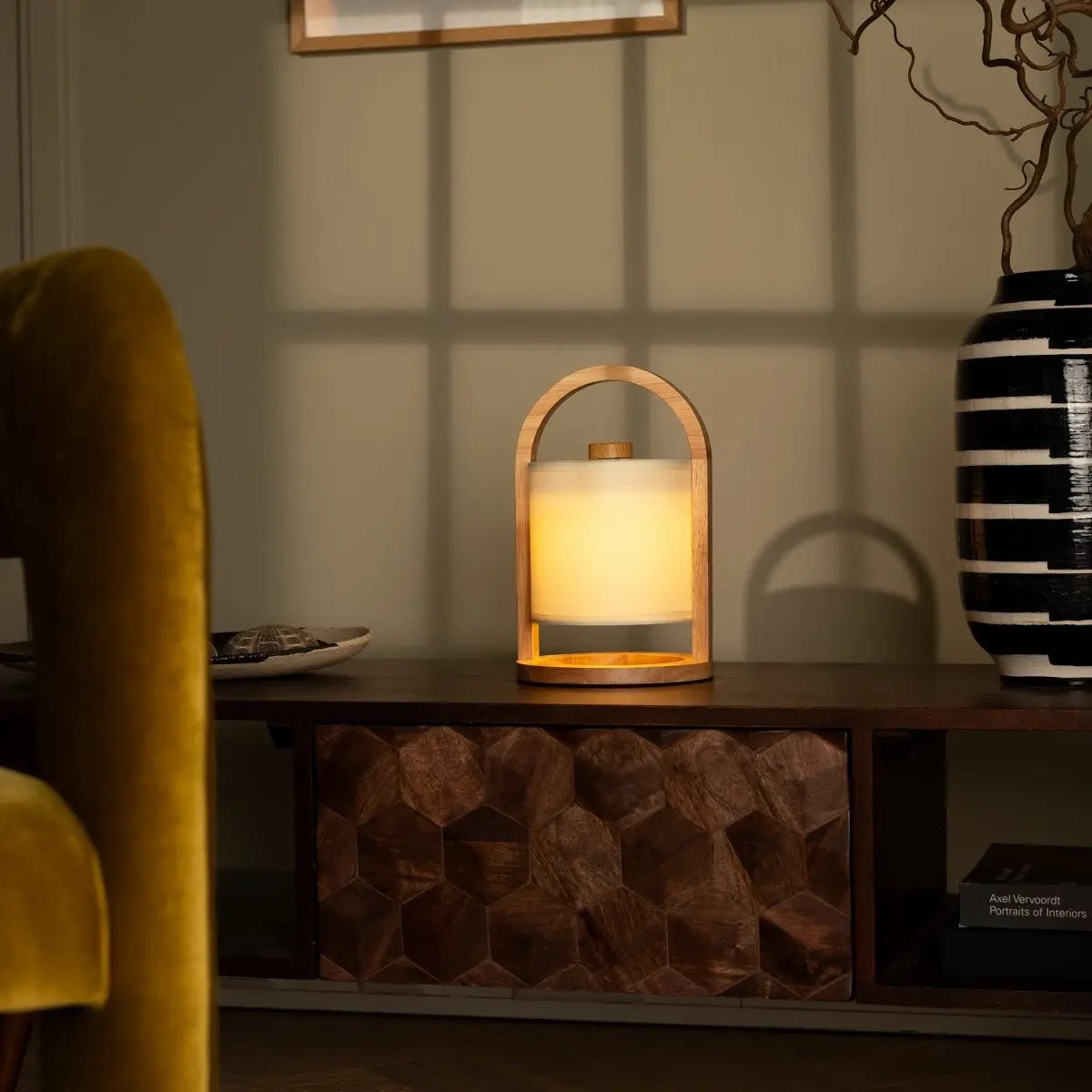 River lichtbruine houten oplaadbare lamp – Tavellio - Amsterdam (foto 5 van 10)