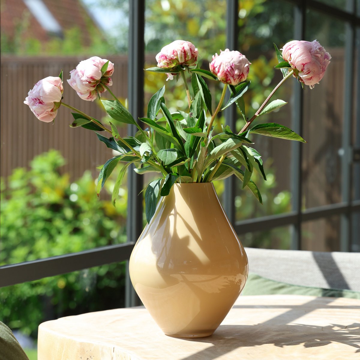 Vaas - Lesse metallic pastel sand – Vase The World (foto 5 van 7)