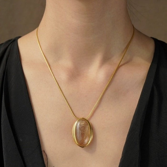 LanLivia Kwarts Ovale Hanger Goud