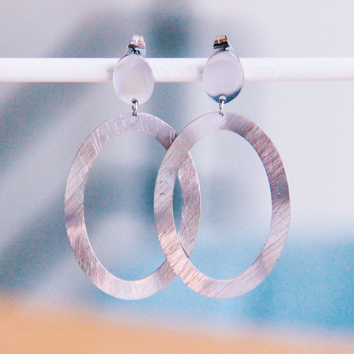 Bazou Statement Oorbel Ovale Ring