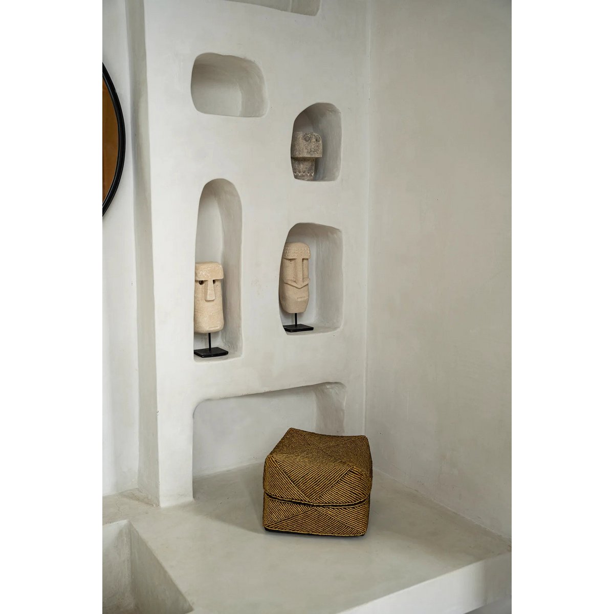De Sumba-steen %2320 op standaard – Bazar Bizar Living (foto 5 van 7)