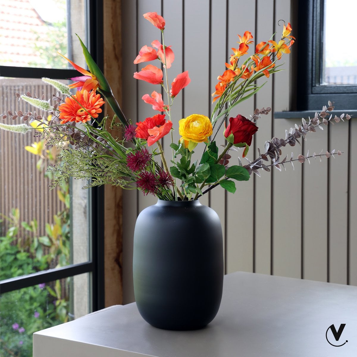 Vaas - Artic black