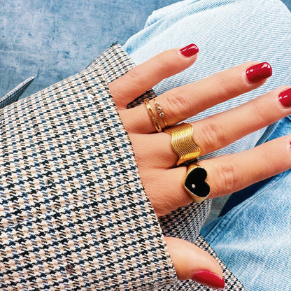 Ring met vierkante kristalsteen – Rood