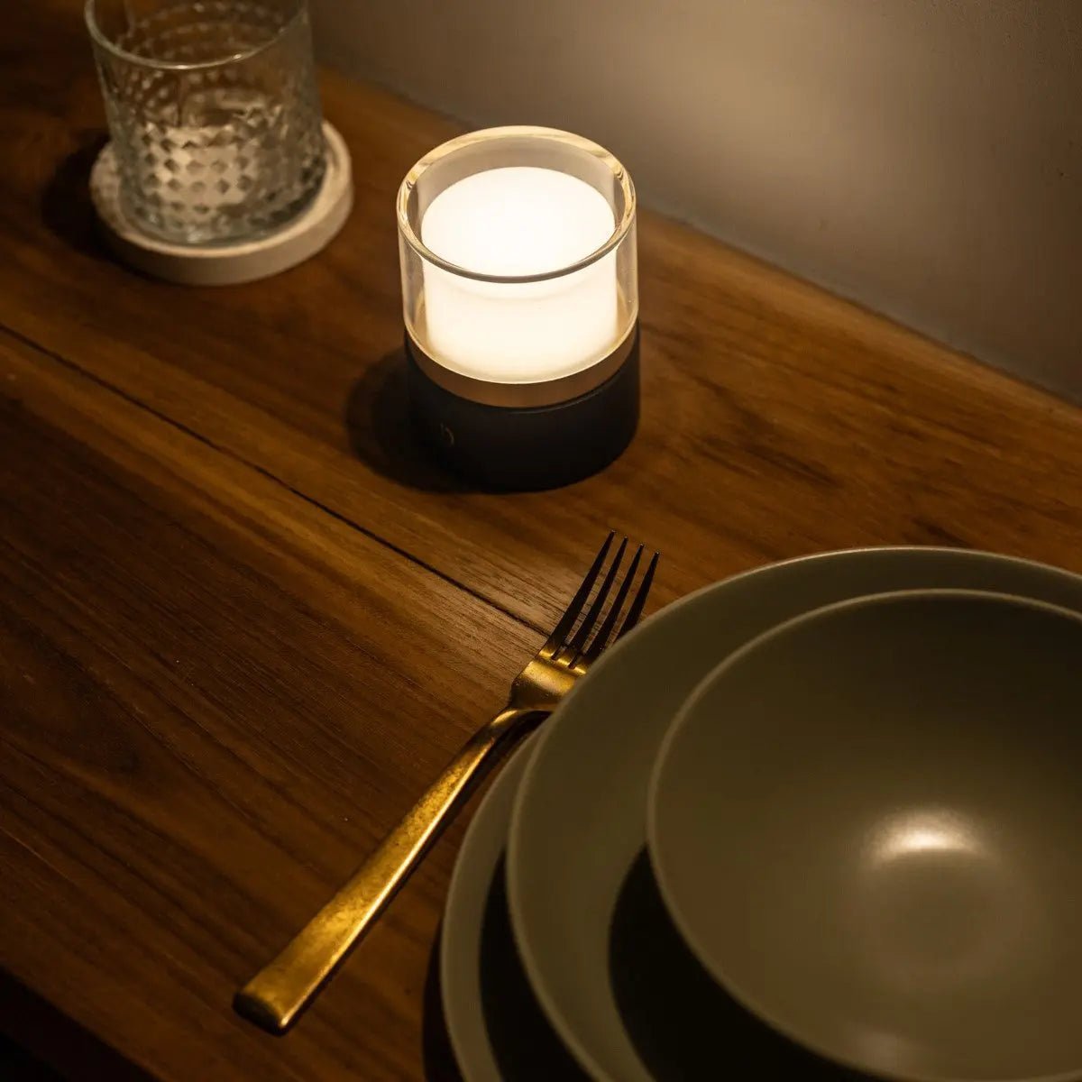 Leo Donkerbruine Oplaadbare Lamp – Tavellio - Amsterdam (foto 11 van 14)