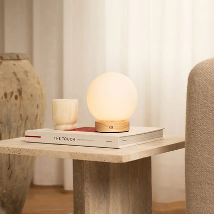 Flore Kleine Lichtbruine Houten Oplaadbare Lamp