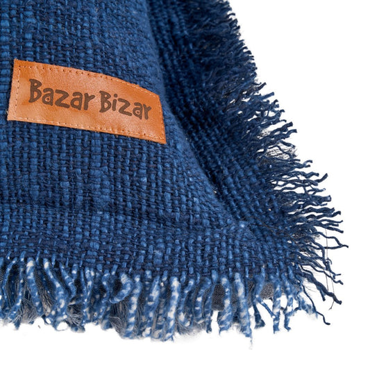 De azuurblauwe kussenhoes met franjes - Indisch blauw