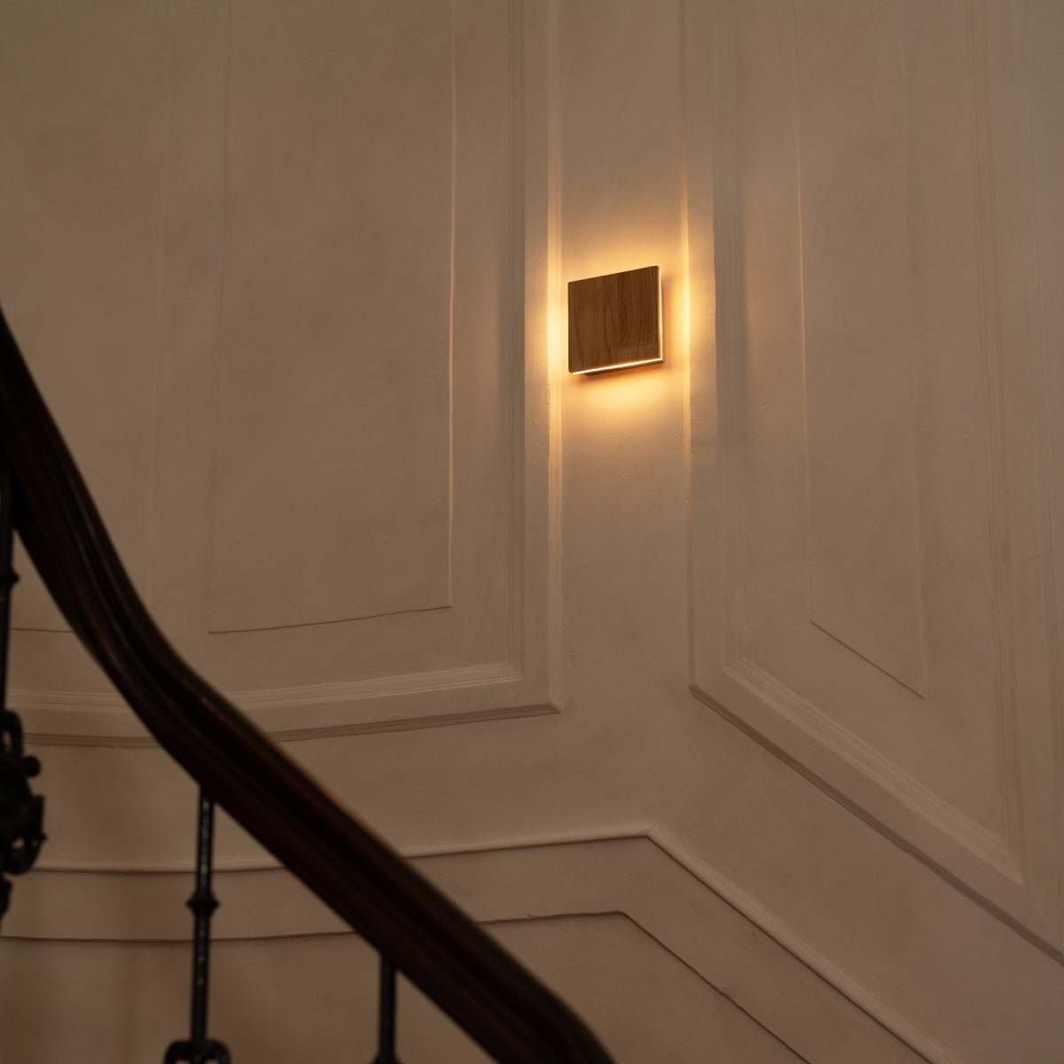 Lane Light Bruin Oplaadbare Wandlamp – Tavellio - Amsterdam (foto 2 van 16)