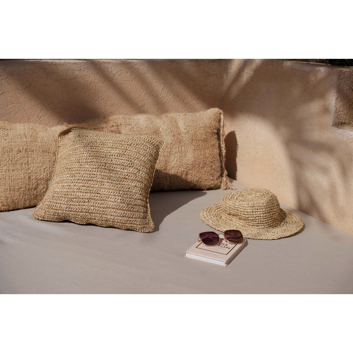 De Oh My Gee Kussenhoes - Beige - 35x100 – Bazar Bizar Living (foto 2 van 7)