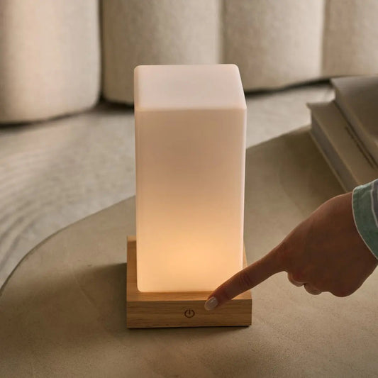 Zayn lichtbruine houten oplaadbare tafellamp