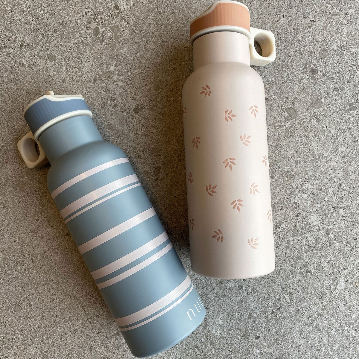 Nuuroo Conrad Waterfles – 500 ml – Blauwe Streep