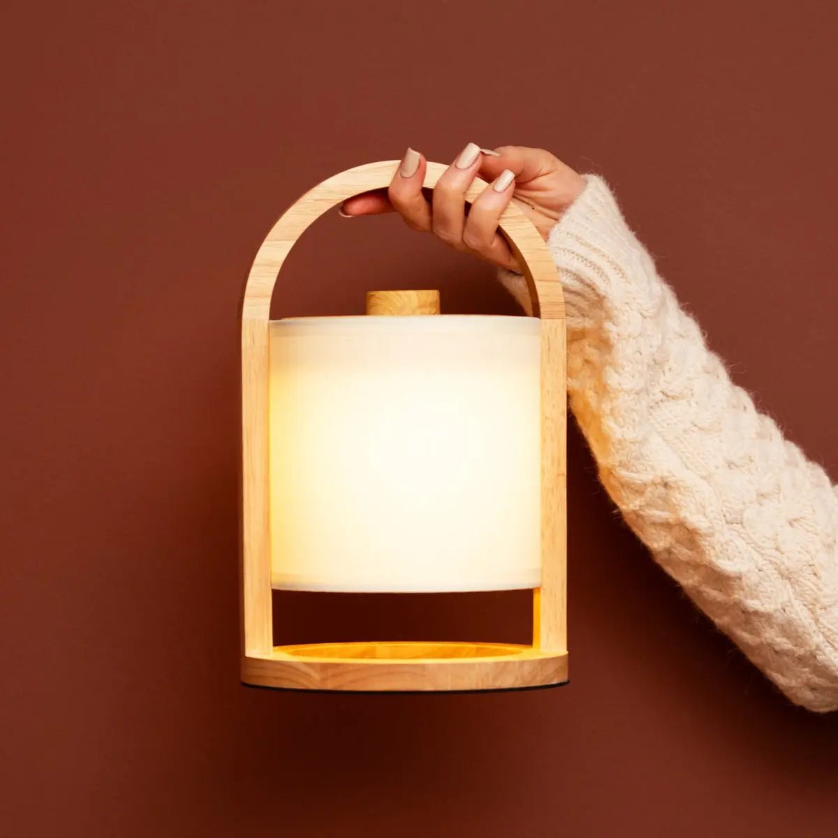 River lichtbruine houten oplaadbare lamp – Tavellio - Amsterdam (foto 6 van 10)