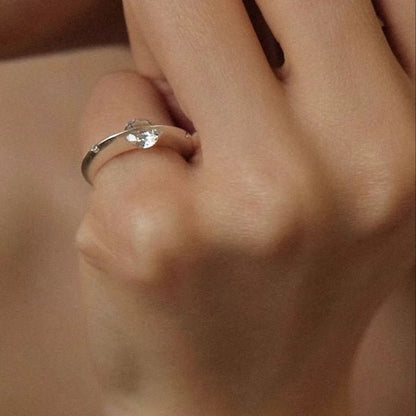 LanLivia Twinkled Star Ring