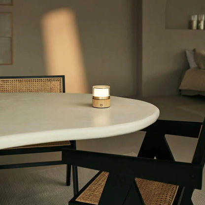Leo lichtbruine oplaadbare lamp