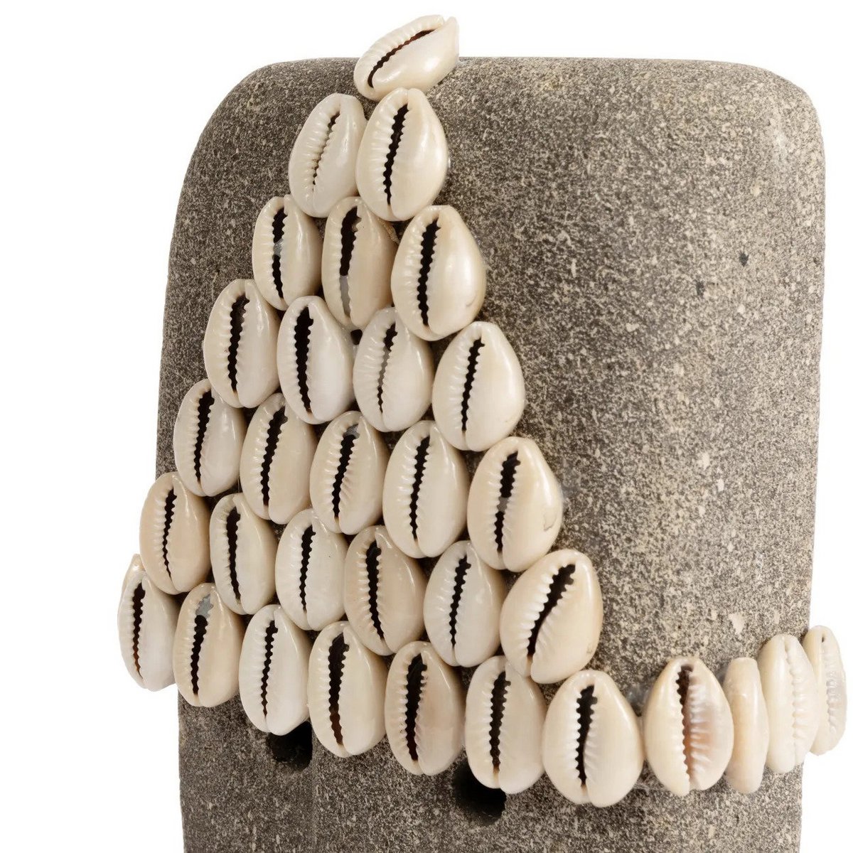 De Sumba-steen %2332 op standaard – Bazar Bizar Living (foto 7 van 9)