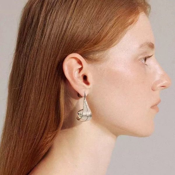 LanLivia Modern Leaf Earrings