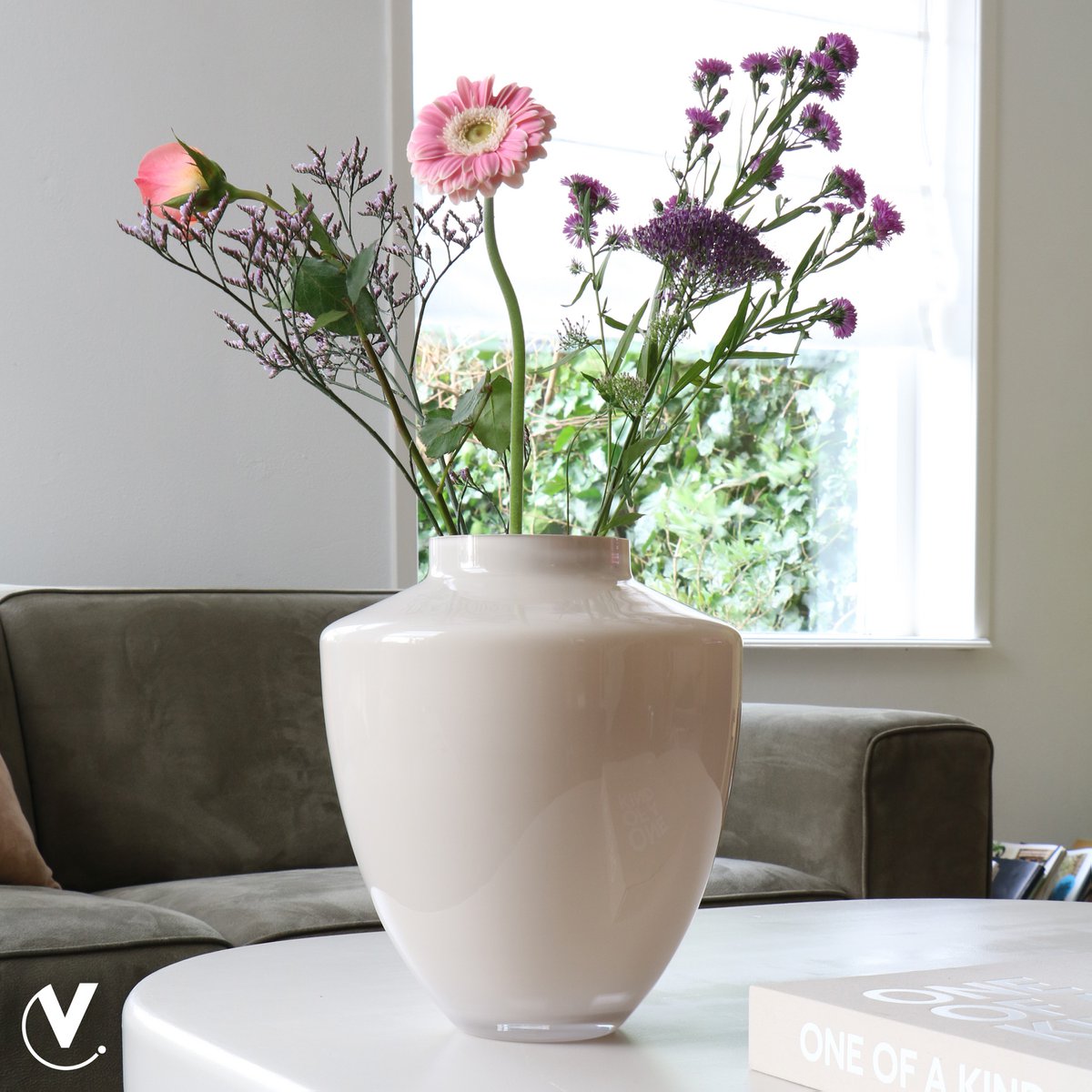 Vaas - Tugela ivory – Vase The World (foto 2 van 5)