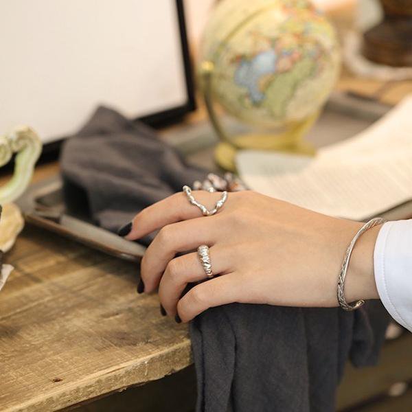 LanLivia Twinkled Star Armband