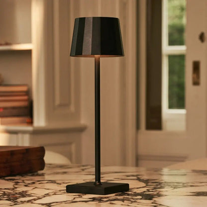 William Black oplaadbare tafellamp