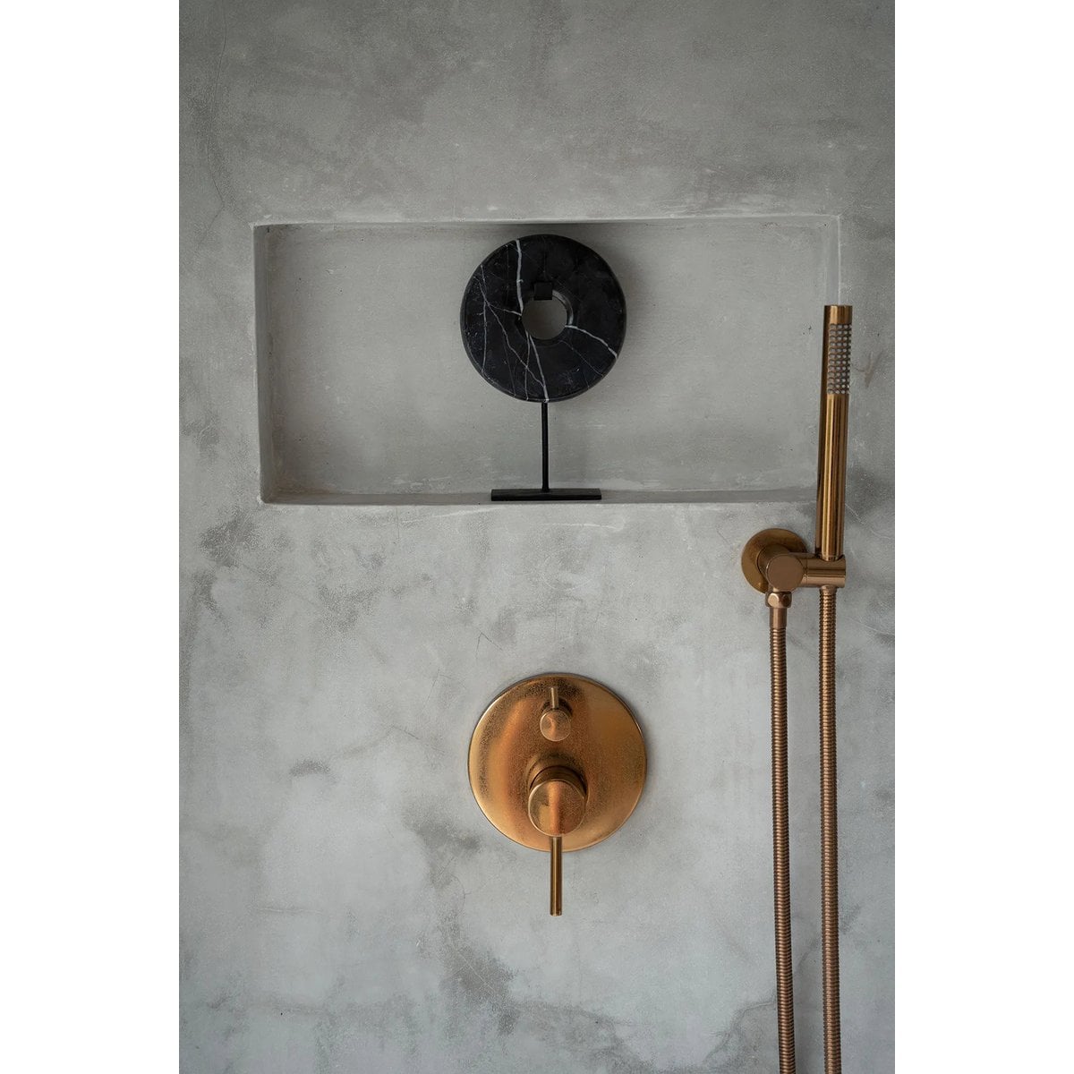 The Marble Disc on Stand - Zwart - S – Bazar Bizar Living (foto 2 van 2)
