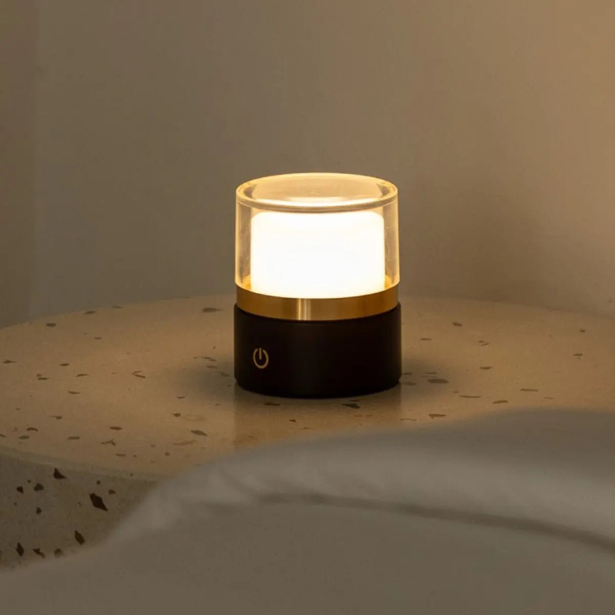 Leo Donkerbruine Oplaadbare Lamp – Tavellio - Amsterdam (foto 2 van 14)