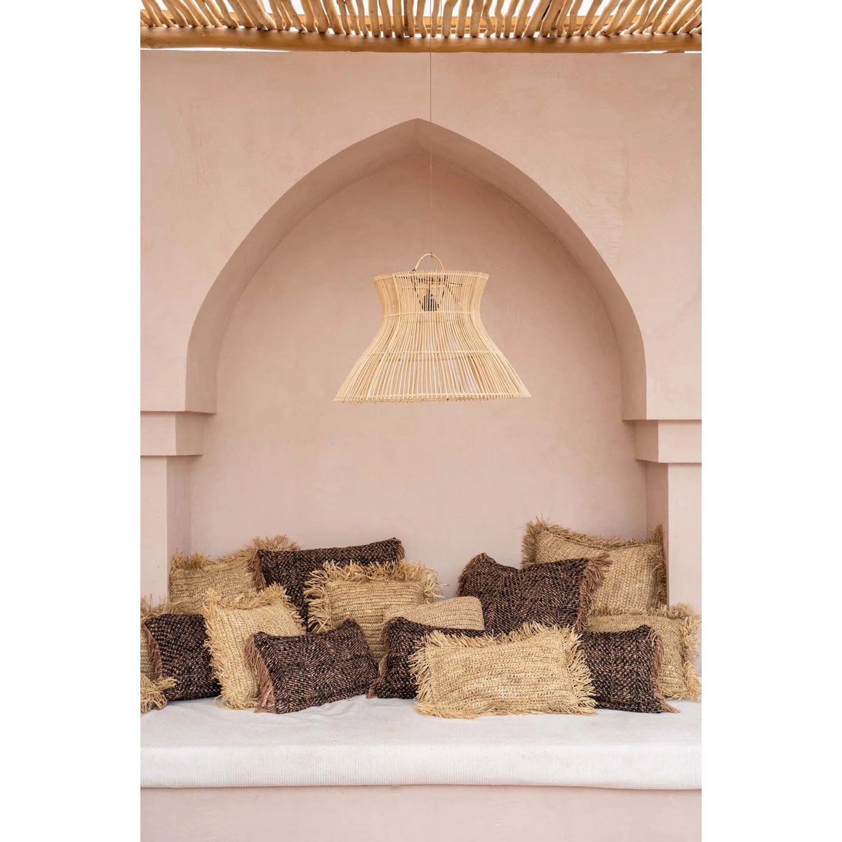 The Oh My Gee Kussenhoes - Zwart Koper - 30x50 – Bazar Bizar Living (foto 2 van 7)
