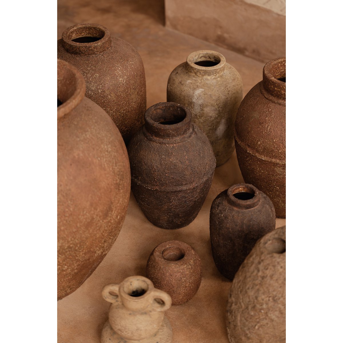 De Clay Echo Vaas - Crème - M – Bazar Bizar Living (foto 3 van 10)