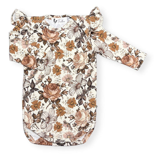 Rompertje Lange Mouw Ruffle English Garden Brown