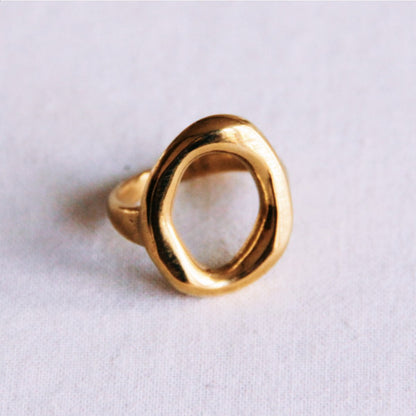 Stevige ovale stalen ring