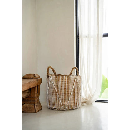 De rechte gestikte macrame -mand - l