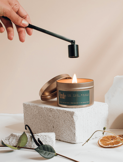 In The Woods Candle – Cacao, Wild Sumac & Guaiacwood