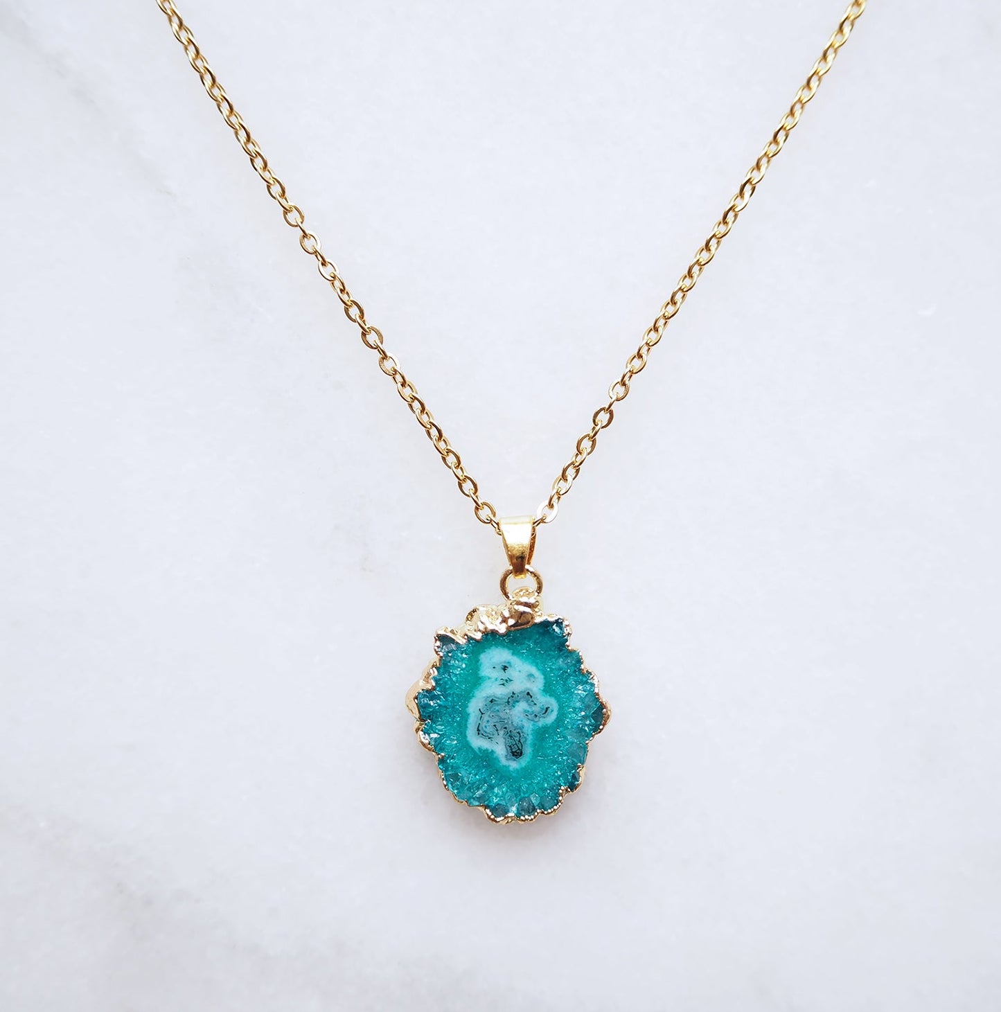 Turquoise Druzy Agaat Ketting – kracht & zelfvertrouwen
